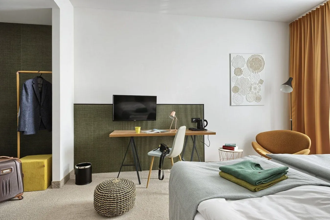 Room1