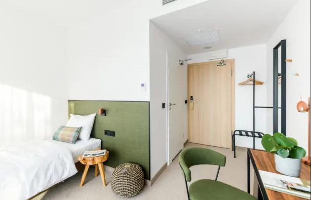 Room1